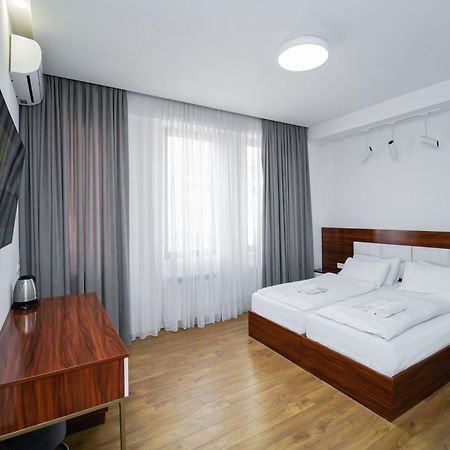 Hotel Type Rooms On Avenue Melikishvili, City Center Tiflis Dış mekan fotoğraf